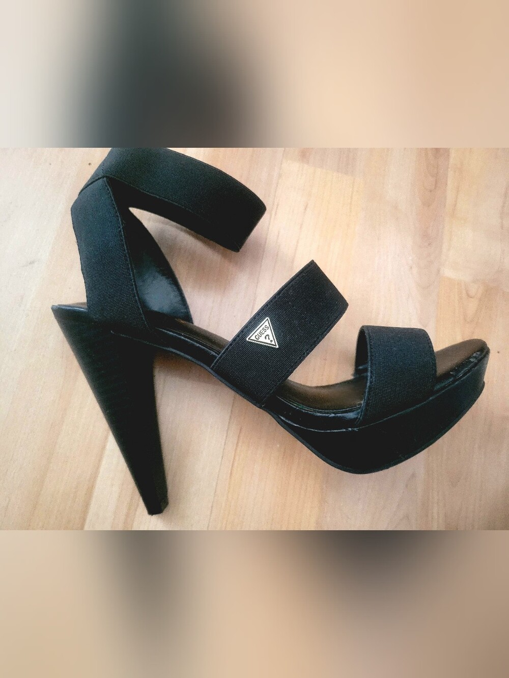 GUESS! AMAZING PRICE! Tappered Heel Sandal, Wrap Around, Buckle Free! - Black